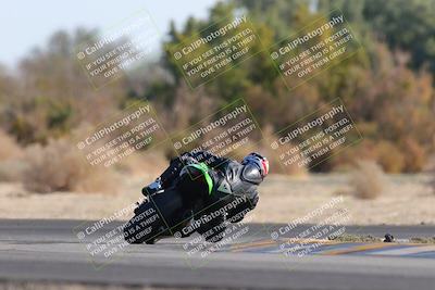 media/Dec-18-2022-SoCal Trackdays (Sun) [[8099a50955]]/Turn 7 Backside (1125am)/